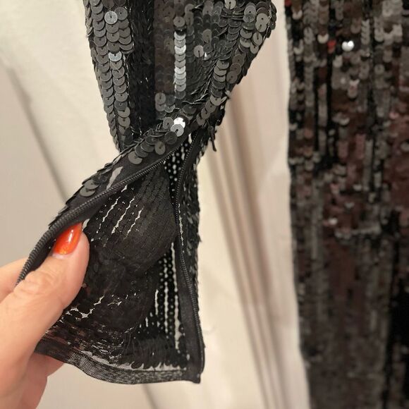 Mac Duggal  Beaded Neckline Sequins Black 
Long Sleeve Dress.Size 6 - Picture 11 of 16